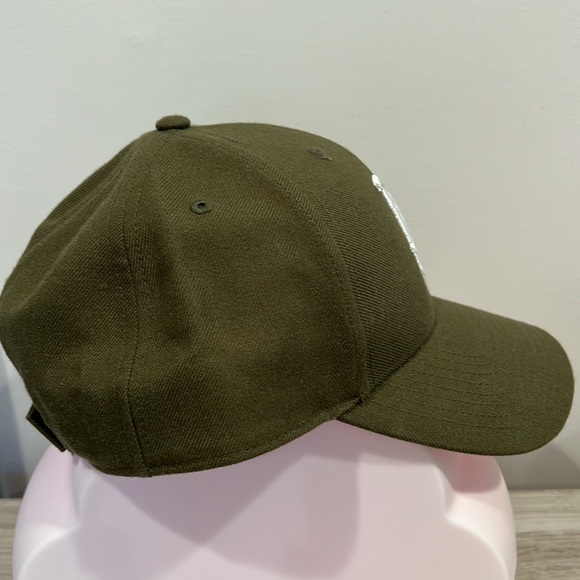 ⚾️Gently used Los Angeles Dodgers baseball cap 🧢 OSFA In Army Green/ White - Picture 4 of 7